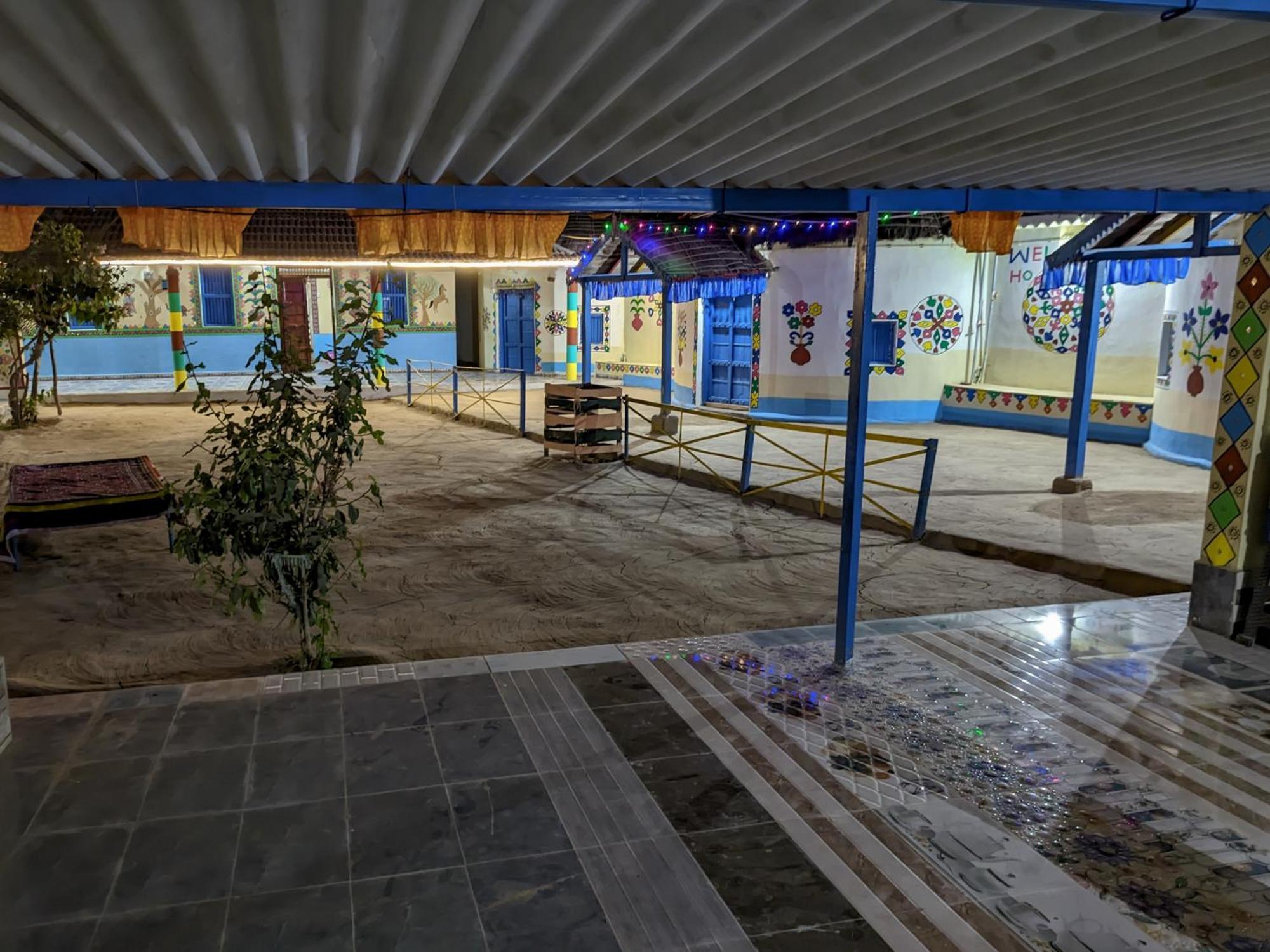 White Land Villagestay Dhordo Exterior foto